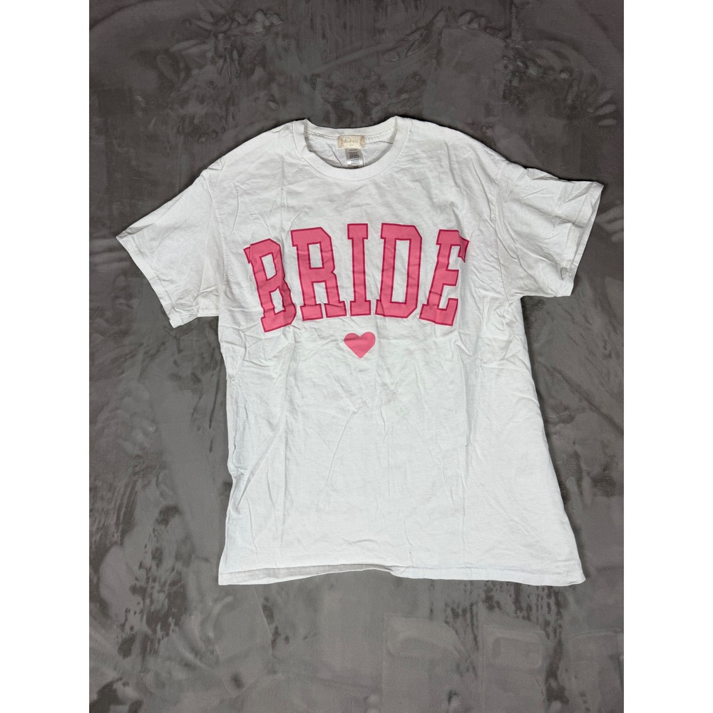 Altar'd State Bride Graphic T-Shirt White Pink Heart S/M H3681TK